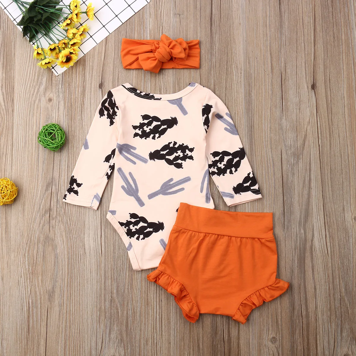 

Pudcoco 2020 Autumn 0-18M Newborn Baby Girls 3Pcs Set Long Sleeve Cactus Print Bodysuit+Flared Short Pants+Headband Outfits