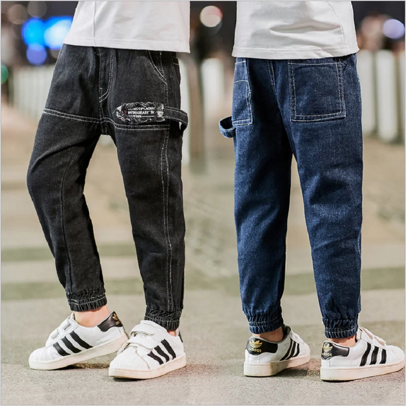 Весенние модные джинсы для мальчиков детская одежда длинные джинсовые брюки