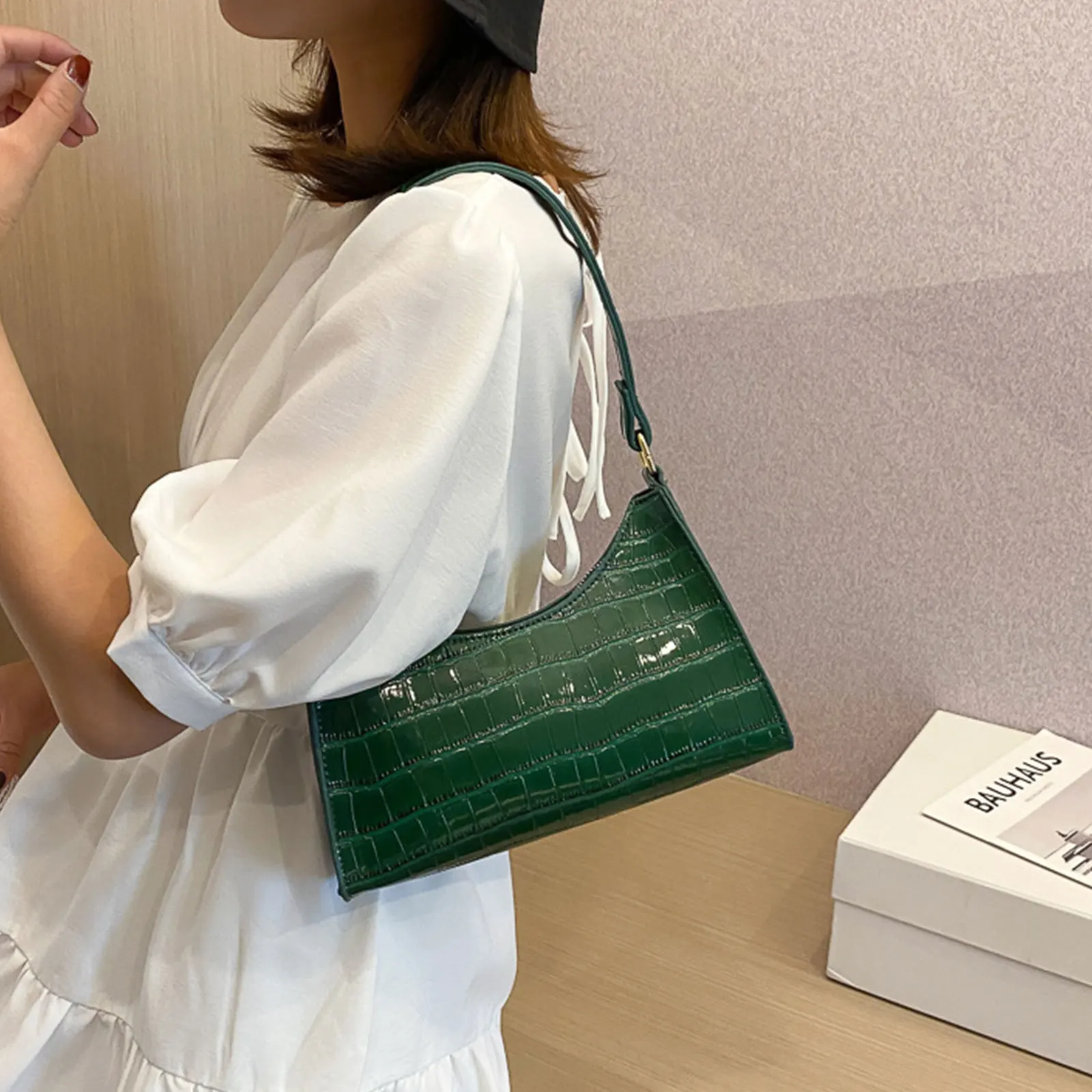 

2021 New Fashion Alligator Leather Baguette Bag Lady Shoulder Messenger Bags Women Leather Handbags Luxury Brand Crossbody Totes