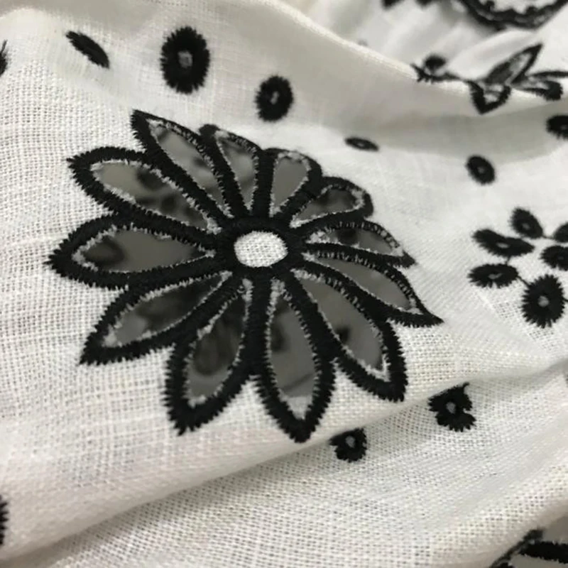 TWOTWINSTYLE Embroidery Vintage Women's Jacket O Neck Open Stitch Beading Patchwork Short Coat Female Fashion Autumn