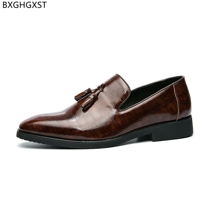 

Elegant Formal Shoes for Men 2023 Black Slip on Shoes Men Tassel Loafers Men Dress Shoes Zapatos Formales Hombre мужские лоферы