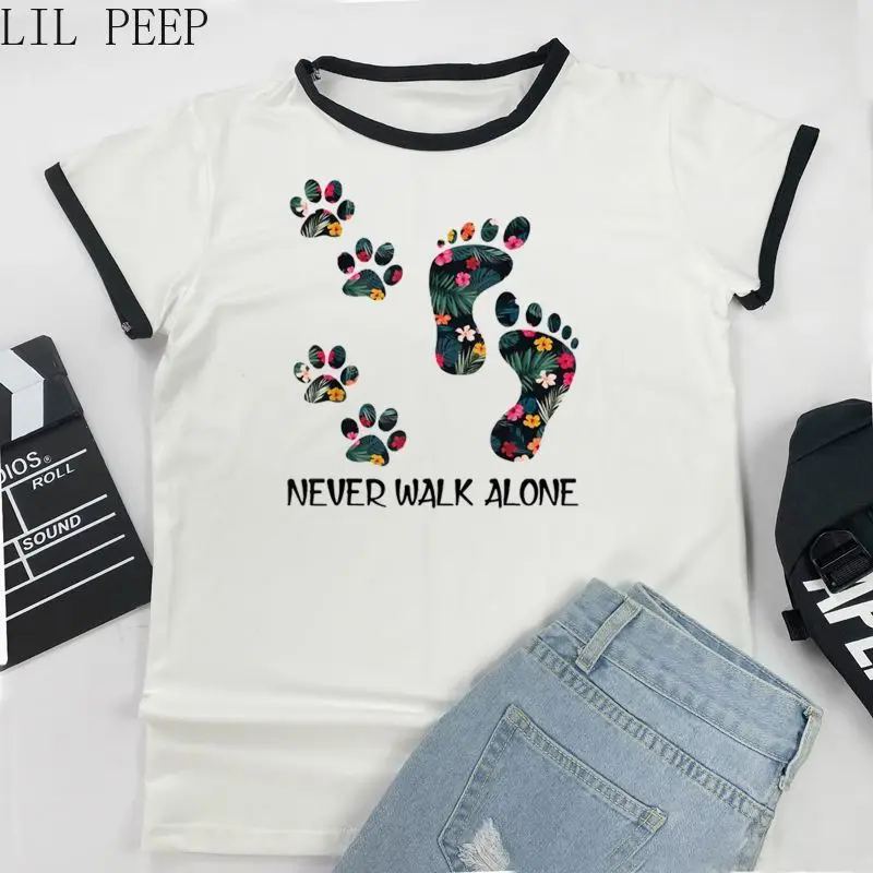 

Футболка женская с надписью «Never Walk Alone Paw Dog Flower»