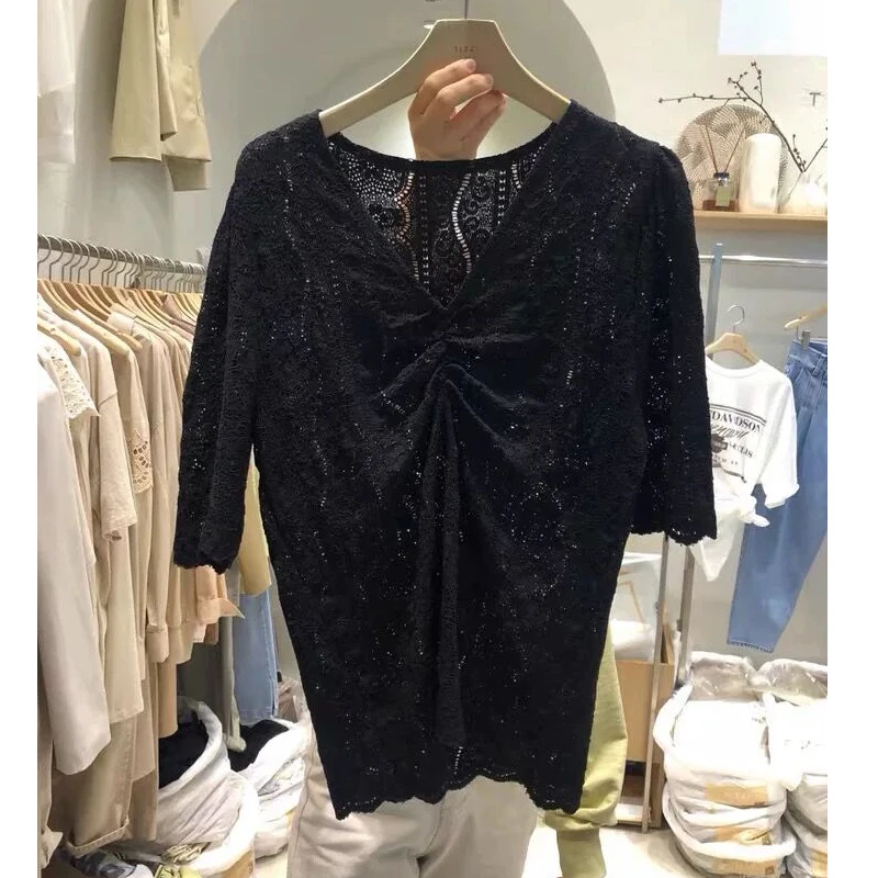 

Fashion Lace Hollow Out Short Sleeve Shirts Summer 2020 New Women White Lace Blouses V-neck Slim-Fit Sexy Tops Clothes 9655