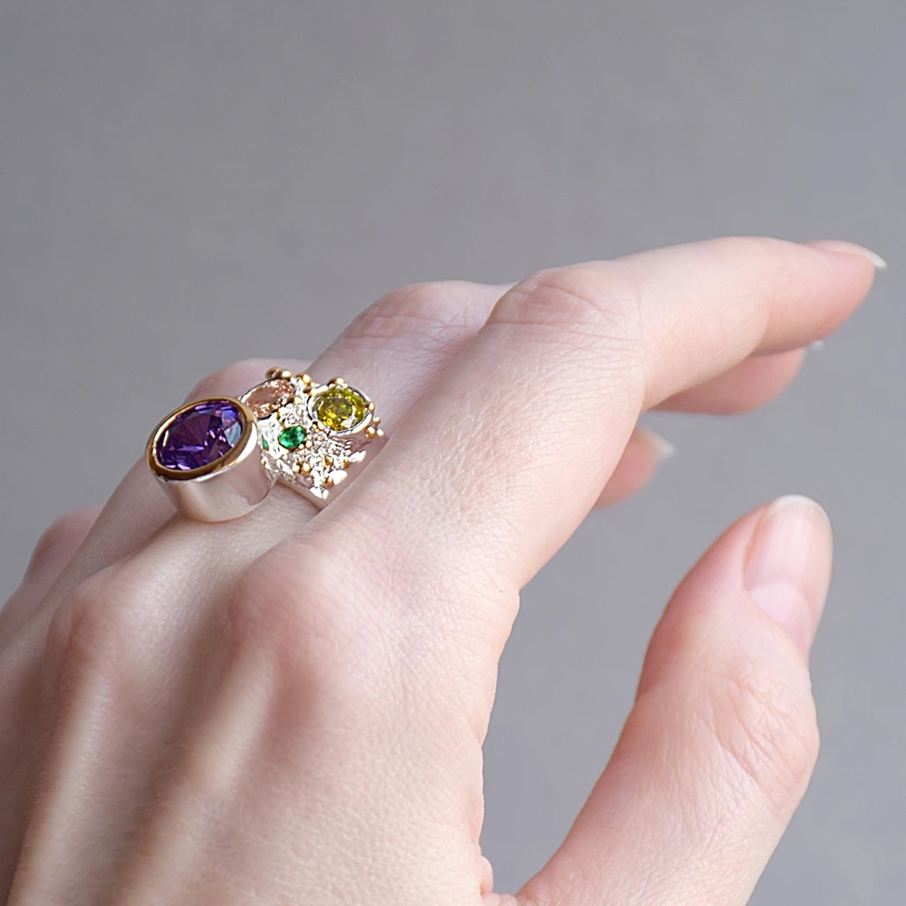Женское кольцо с фиолетовым мульти цирконием серебряное модные ювелирные