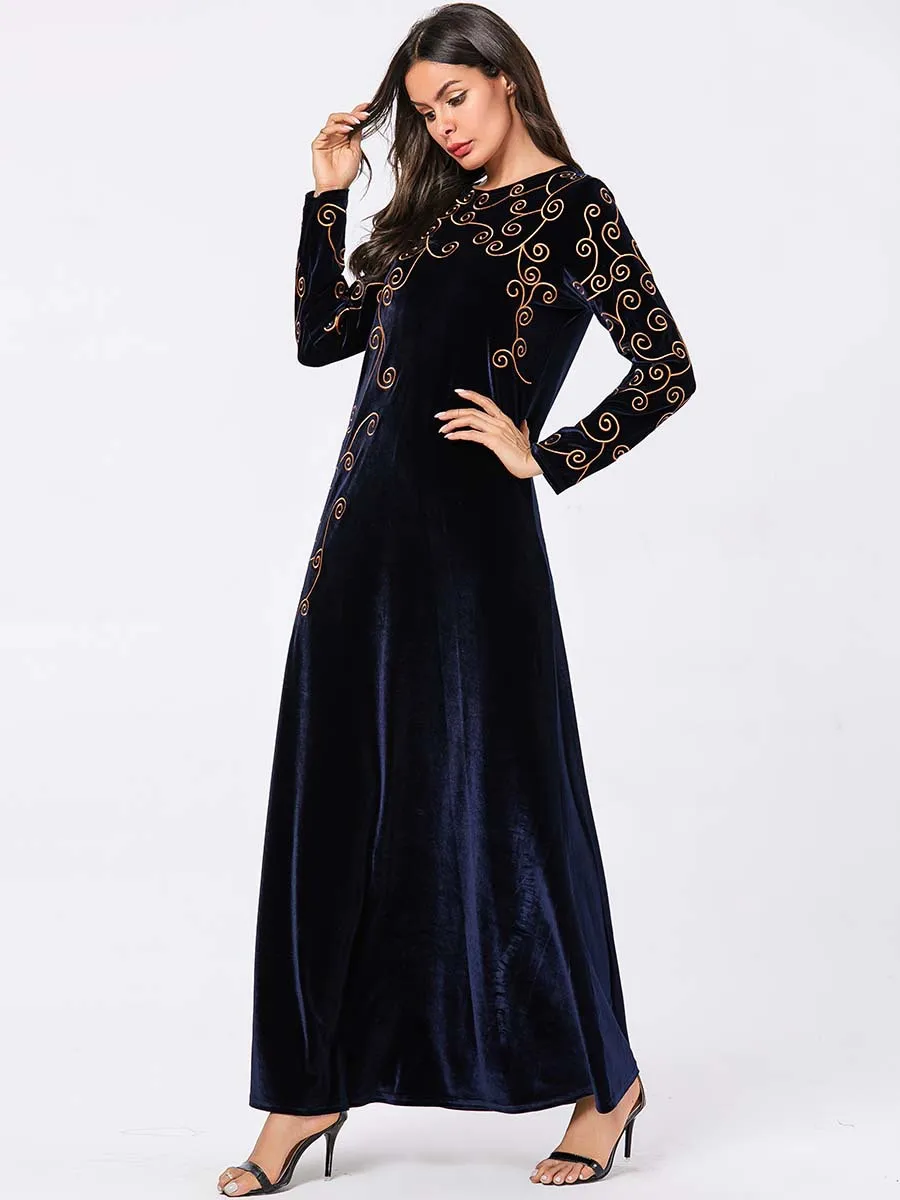 Мусульманское платье женское винтажное бархатное с вышивкой большое свободное