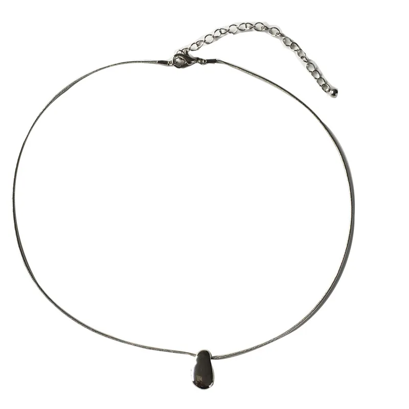 

Hip Hop Punk Snake Chain Choker Necklaces for Women Smooth Geometric Pendant Statement Necklace Daily Minimalist Jewelry