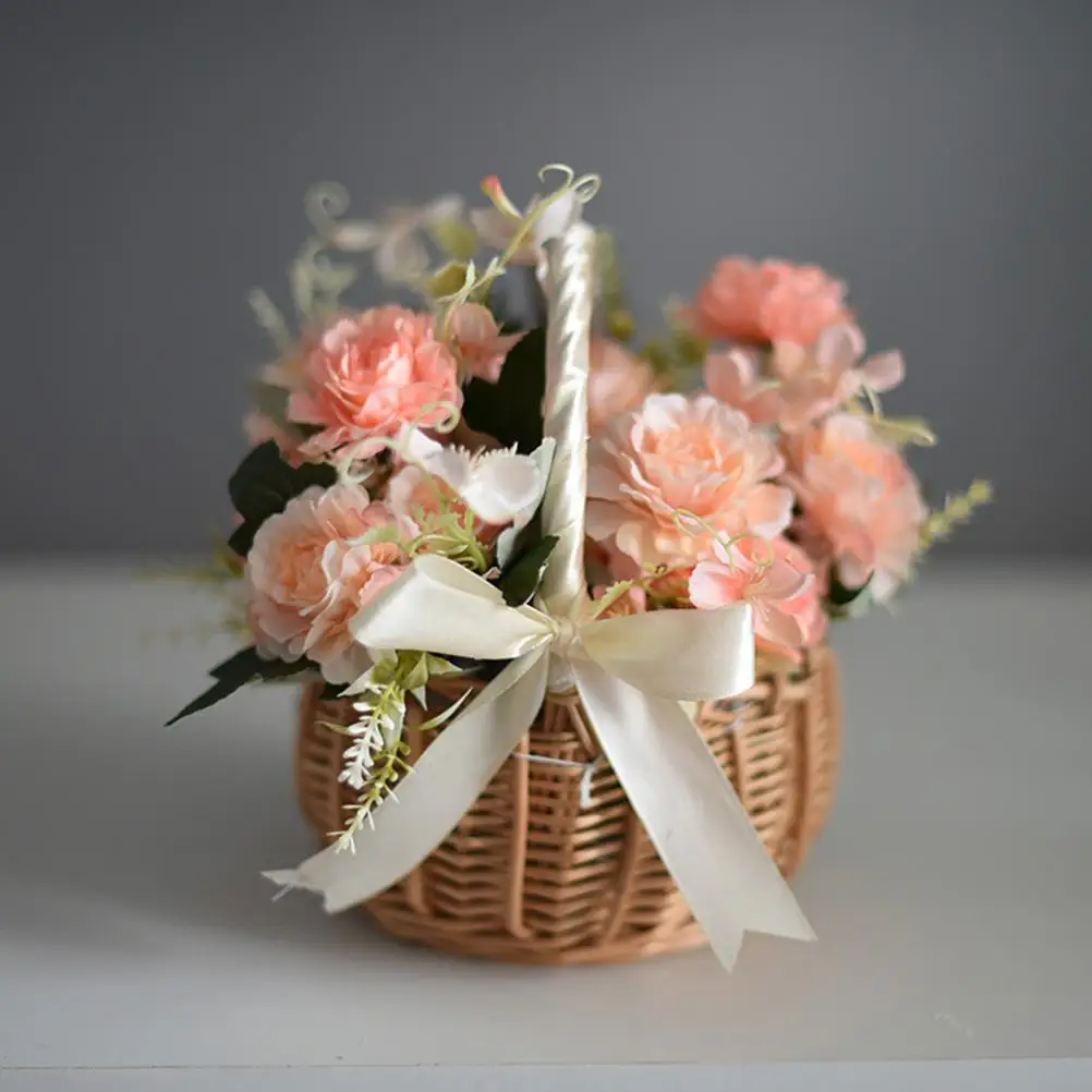

Wicker Rattan Flower Basket Wedding Flower Basket Willow Handwoven Basket with Handles and Plastic Insert Woven Eggs CandyBasket
