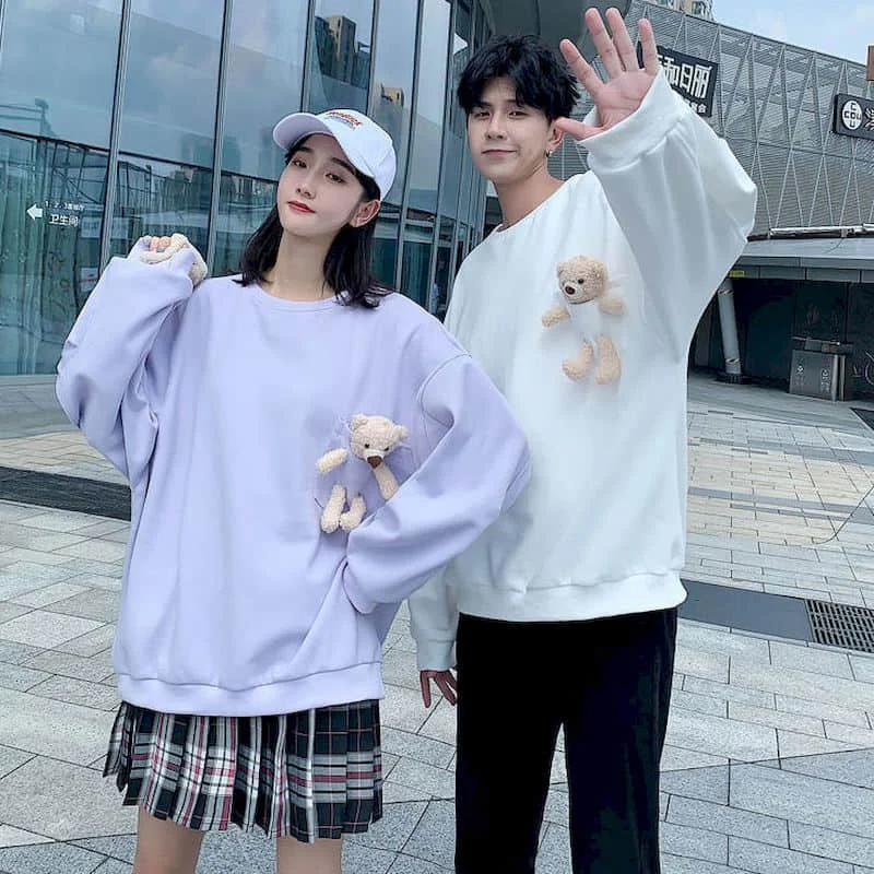

Bear Doll Sweatshirt Men Women Autumn New Korean Design Loose Top Trend Student Jacket Couple Outfits Pullover Hoodies