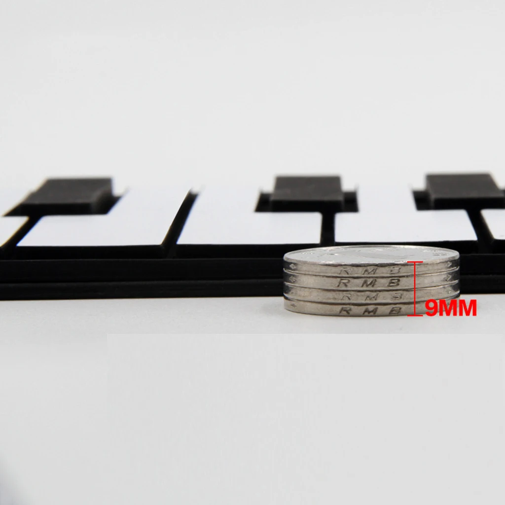 

Portable Roll Up Piano - Silicone Digital Electronic Keyboard with 88 Keys for Kids and Beginner