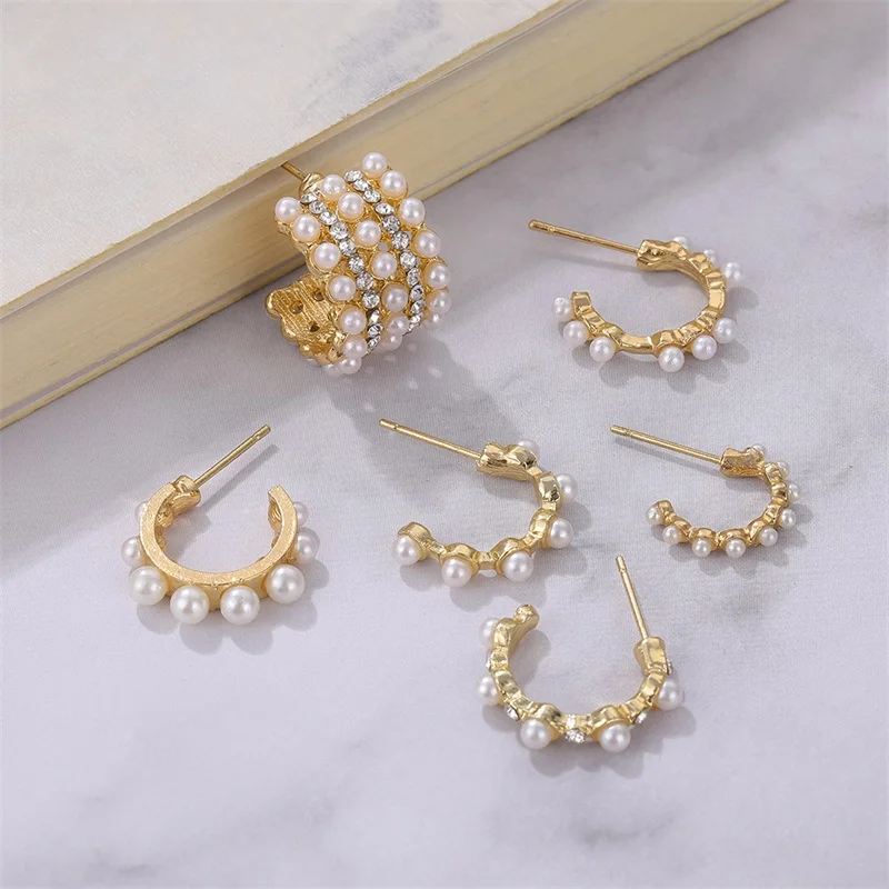 

EN Bridal Bohemian Pearls Ear Cuff For Women Girl Trendy Round Small Clip Earrings Piercing Gold Metal Wedding Jewelry Bijoux