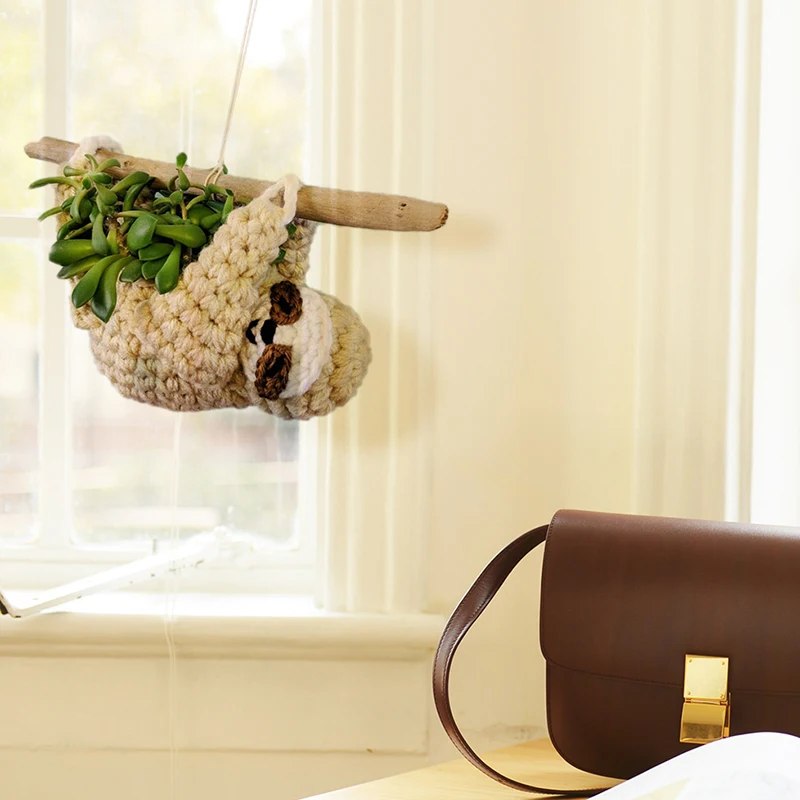 

Cute Plant Basket Sloth Woven Decorative Hanging Flower Pot Storage Organizer for Home Decor FBS889