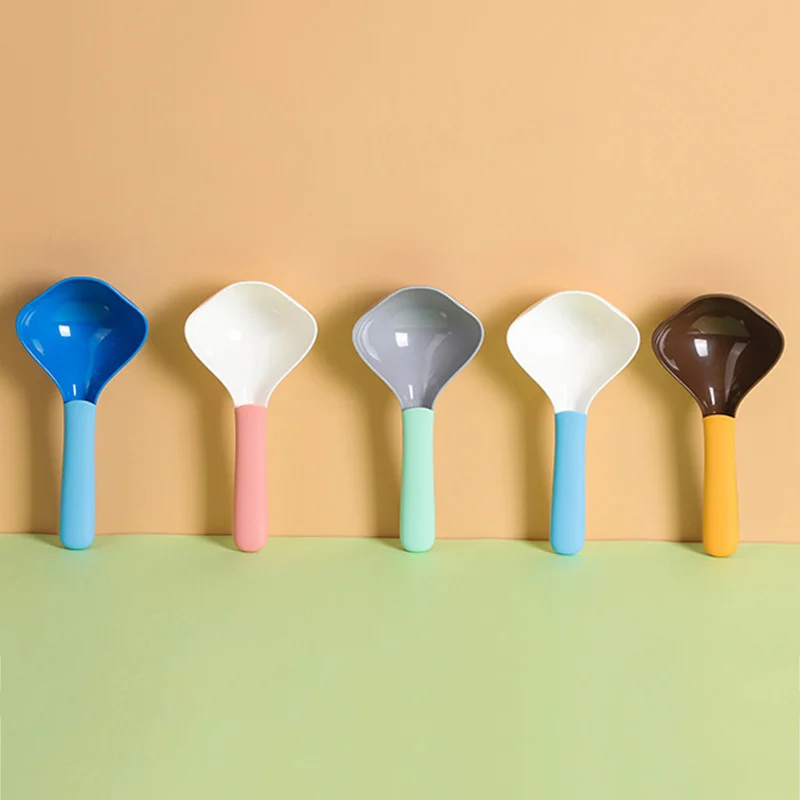 

Multifunctional Dog Food Spoon Pet Feeding Spoon Pet Supplies Plastic Pet Spoon Comfortable To Handle And Easy To Clean