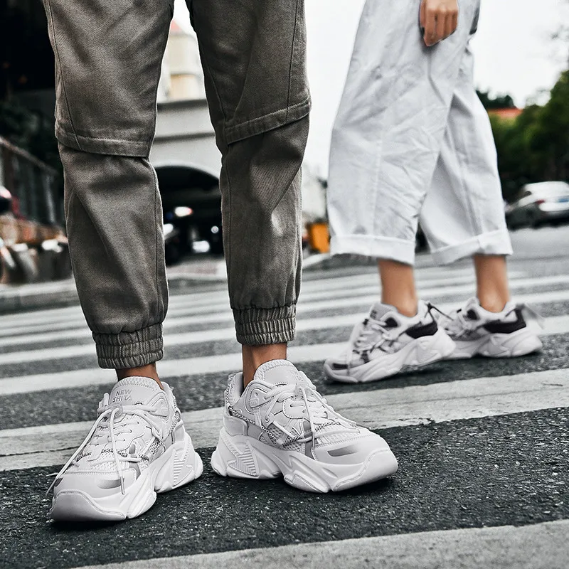 

Zapatos Transpirables, , ; 2020