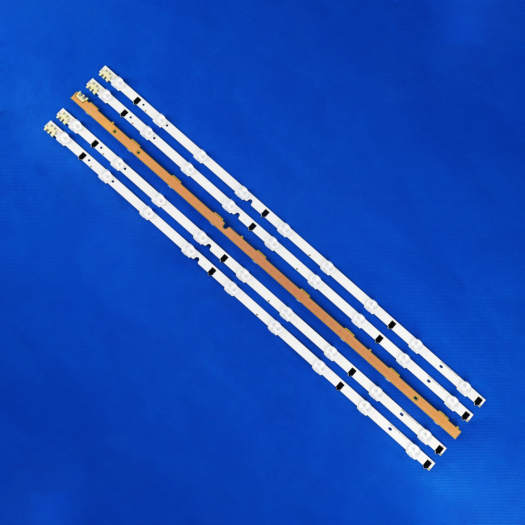 5 pieceslot for samsung ua32f4088ar cy hf320agev3h ue32f5000 ua32f4000ar led strip d2ge 320sc0 r3 2013svs32h 9 leds 650mm free global shipping