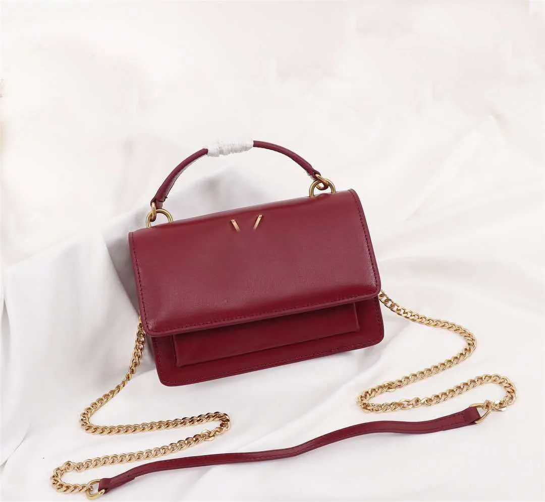 

Casual alligator embossed mini baguette bag, multi-function real leather bag with magnetic buckle over lady's shoulder