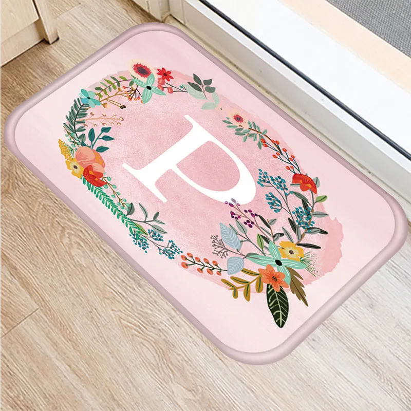 Розовый с цветочным и буквенным для кухонной входной двери коврик из бархата
