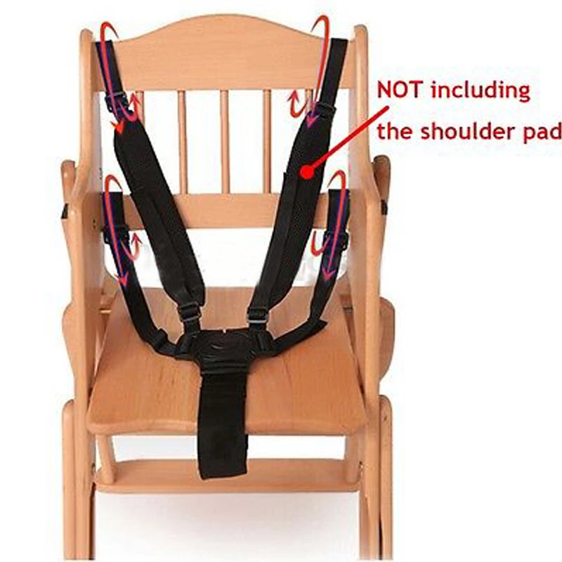 По уходу за ребенком имеется откидной столик аксессуары для машины ремень