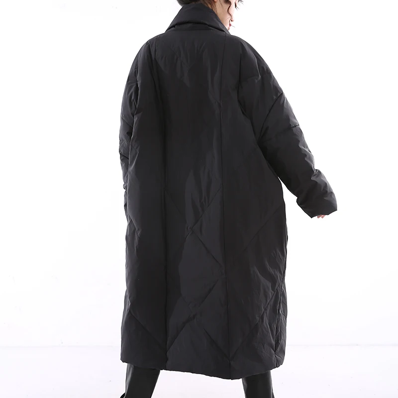 

[EAM] Loose Fit Long Black Down Jacket New Stand Collar Long Sleeve Warm Women Parkas Fashion Tide Autumn Winter 2021 1DD164001