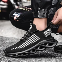 men sneakers mens casual shoes hot sale breathable lightweight fashion designer trainers tenis masculino sapato 2019 white black