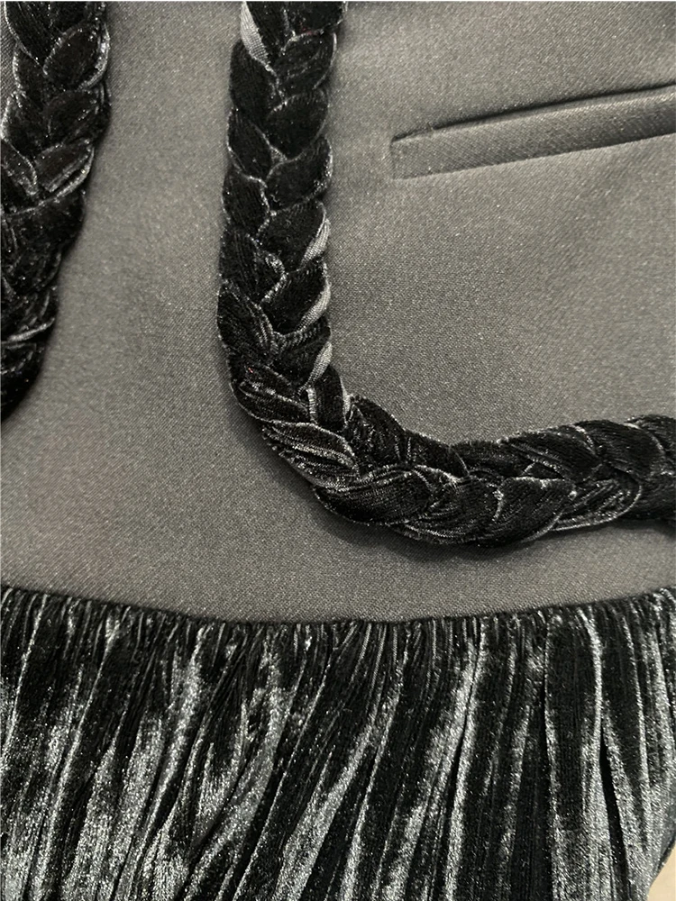 

Free shipping black high waist applique wrapped hip frills velvet skirt ladies autumn new style anti-glare all-match puff skirt