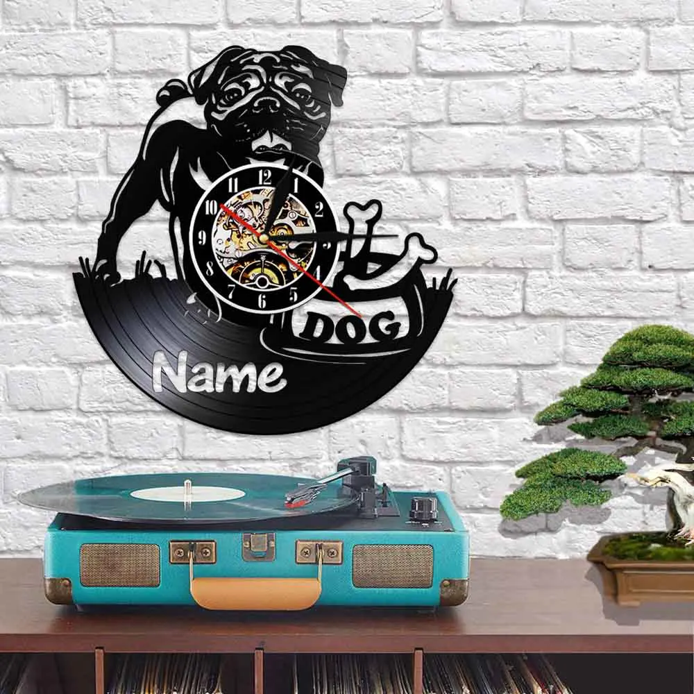 Мопса Искусство настенные декоративные часы на заказ имя собаки виниловая