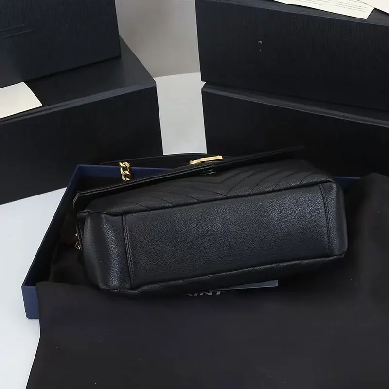 

Genuine leather sheepskin shoulder bag designer high quality luxury metal chain bag striped tote cross bag