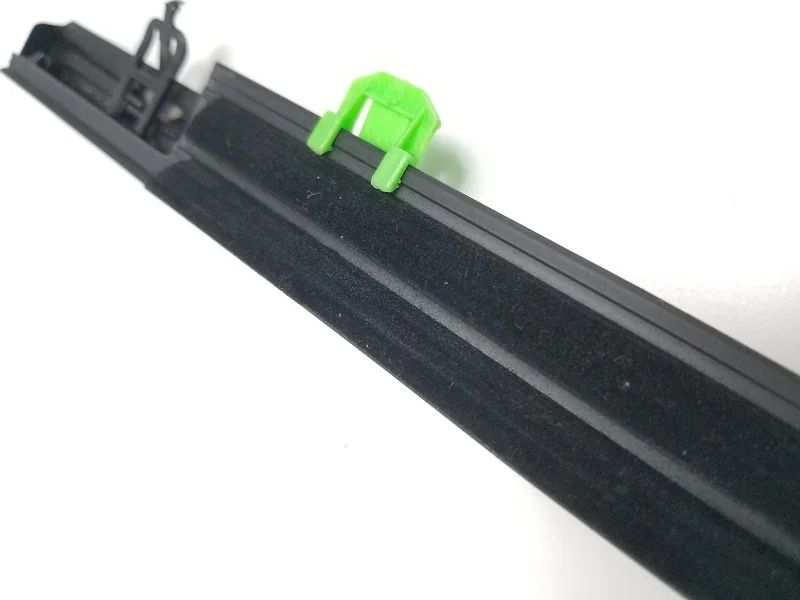 

Applicable to Model year 2007 2008 2009 2010 2011 Honda CRV Car Automobile glass bar,Window seal,Window trim strip