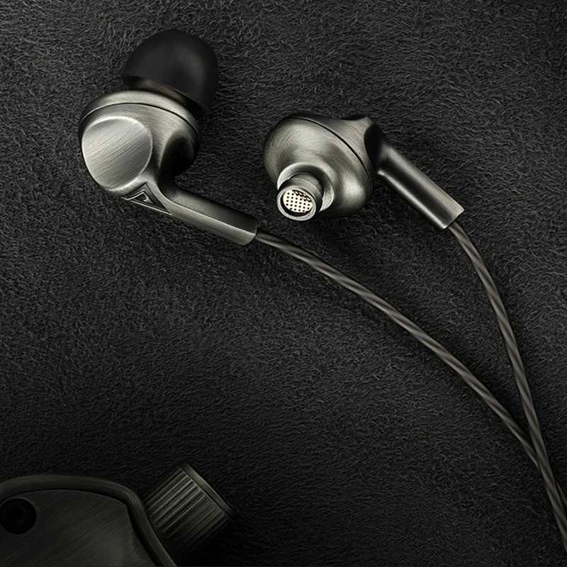 Металлические музыкальные наушники-вкладыши проводная стереогарнитура с