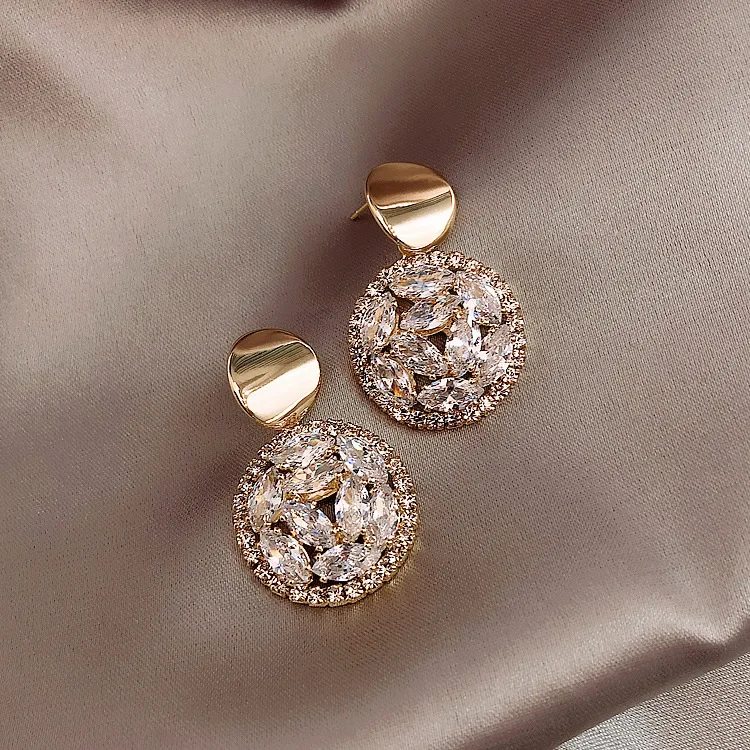 

Rhinestone Statement Earrings Geometric Big Round Stud Earrings For Women Crystal Luxury Wedding Gift