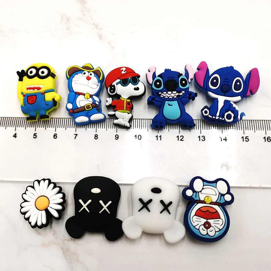 1Pcs Cartoon Animal Flower PVC Shoe Charms Buckle Accessories Shoe Decor Diy Backpack Wristbands Croc Jibz  Kid X-mas Party Gift