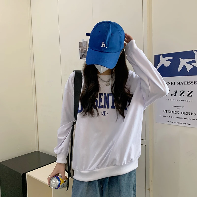 

New thin Korean round neck letter printed women's casual loose joker top.