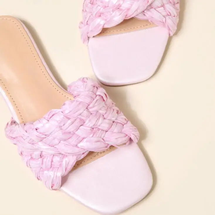 Женские плетеные шлепанцы с открытым носком пляжные тапочки ярких цветов