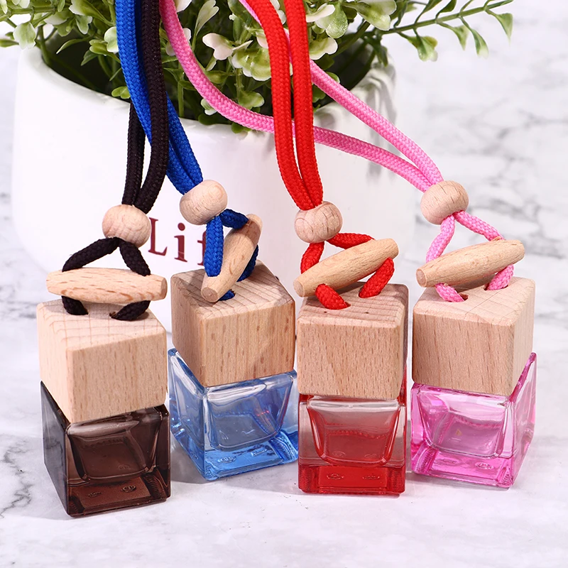 

Подвесная стеклянная бутылка для автомобиля