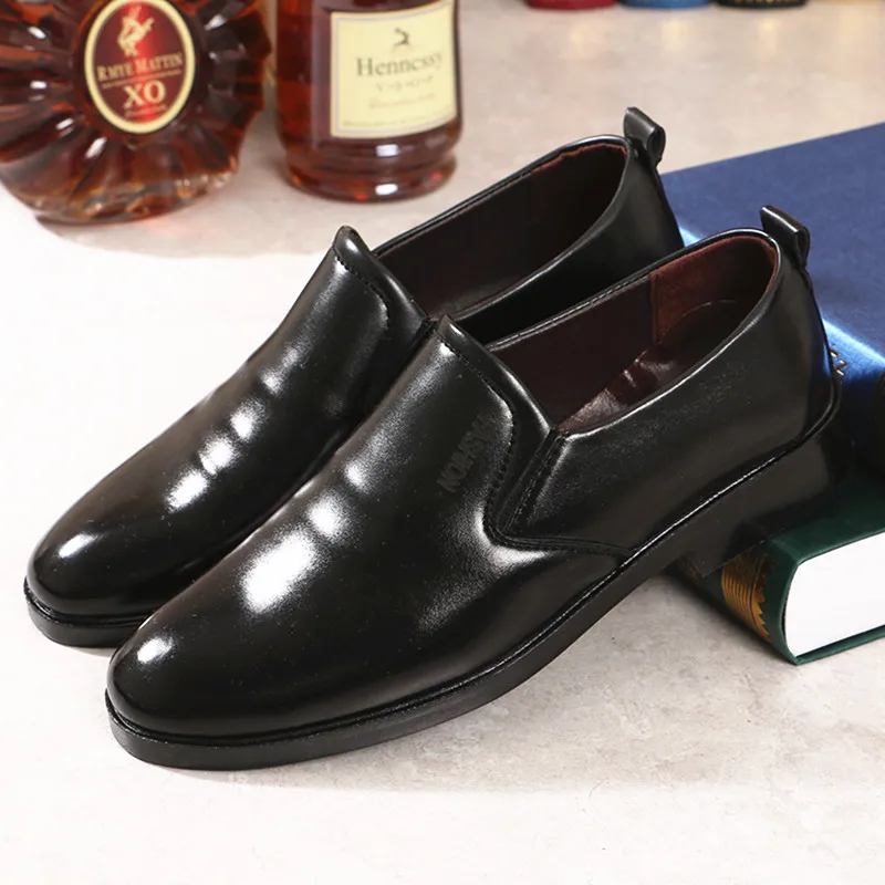 

Mazefeng Brand 2020 New Business Men Oxfords Shoes Set of Feet Black Brown Male Office Wedding Pointed Men's Leather Shoes 39-44