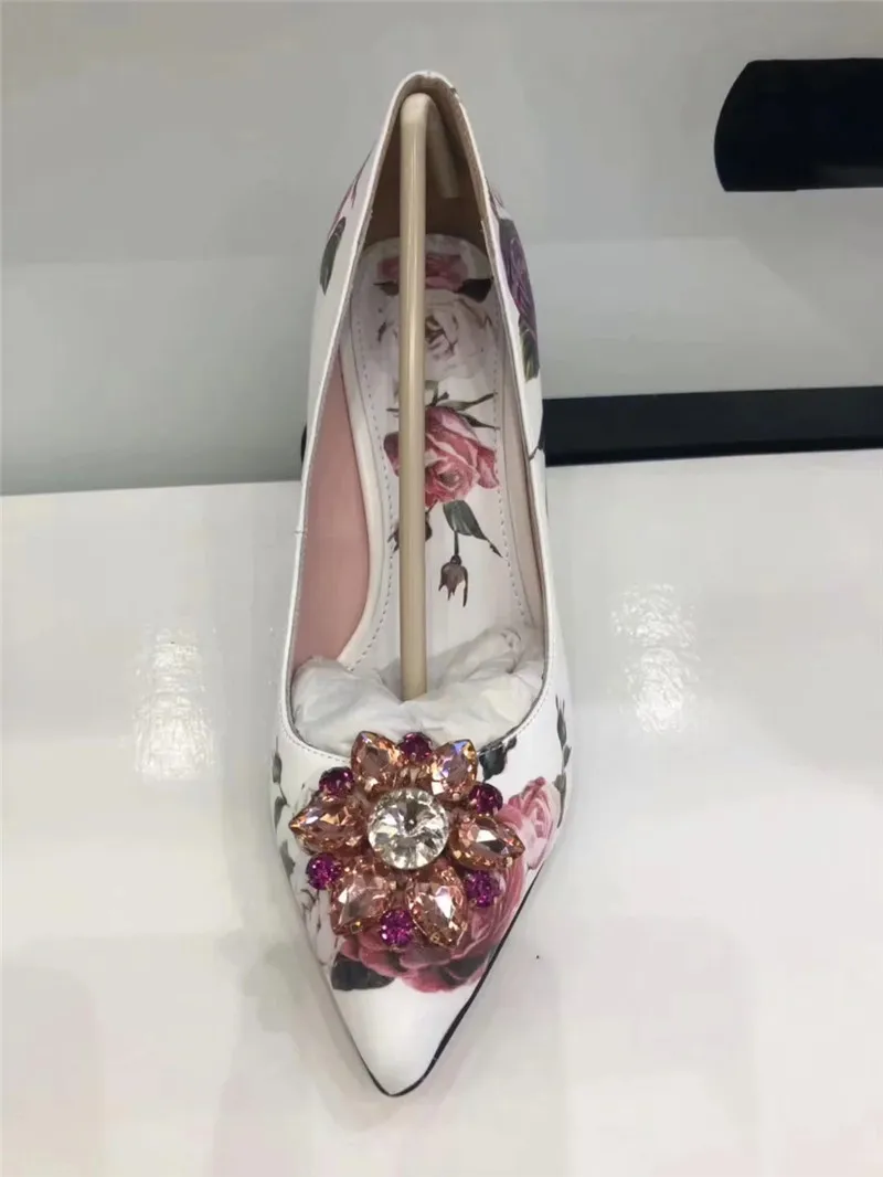 White Heel 6cm Весенние милые босоножки на тонком высоком каблуке, украшенные кристаллами; женские туфли с острым носком, украшенные стразами; zapatos mujer - Цвет: White Heel 6cm