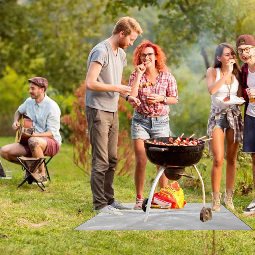 

BBQ Grill Mat Barbecue Outdoor Baking Fireproof Heat Resistant BBQ Grill Splatter Mat Backyard Floor Rug For Home Grill Mat Tool