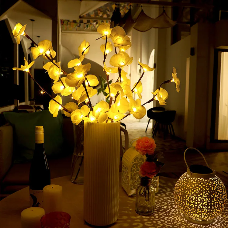 

2021LED Simulation Branch Light Room Bedroom Decoration Phalaenopsis Lamp New Thanksgiving Lantern Maple Leaf Branch Light