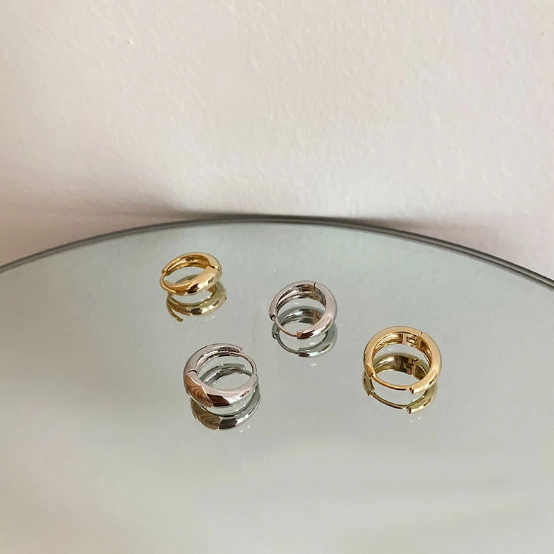 Серьги-гвоздики круглые металлические в стиле панк/хип-хоп | Украшения и