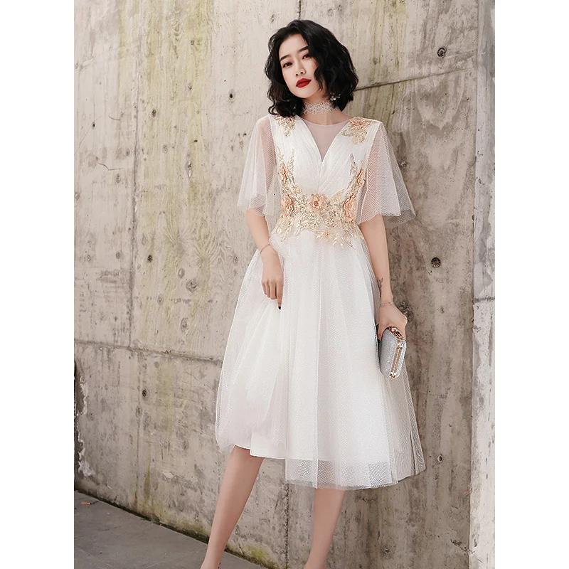 

2021 New Elegant Illusion Evening Dresses Short V-Neck Beaded Embroidery Tulle Evening Gown Simple Temperament Fashion Prom Gown