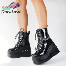 Trendy INS Hot Sale Brand Punk Goth Round Toe Platform Wedges Womens Boots Lace Up Chain 2021 Casual Luxury Womens Shoes