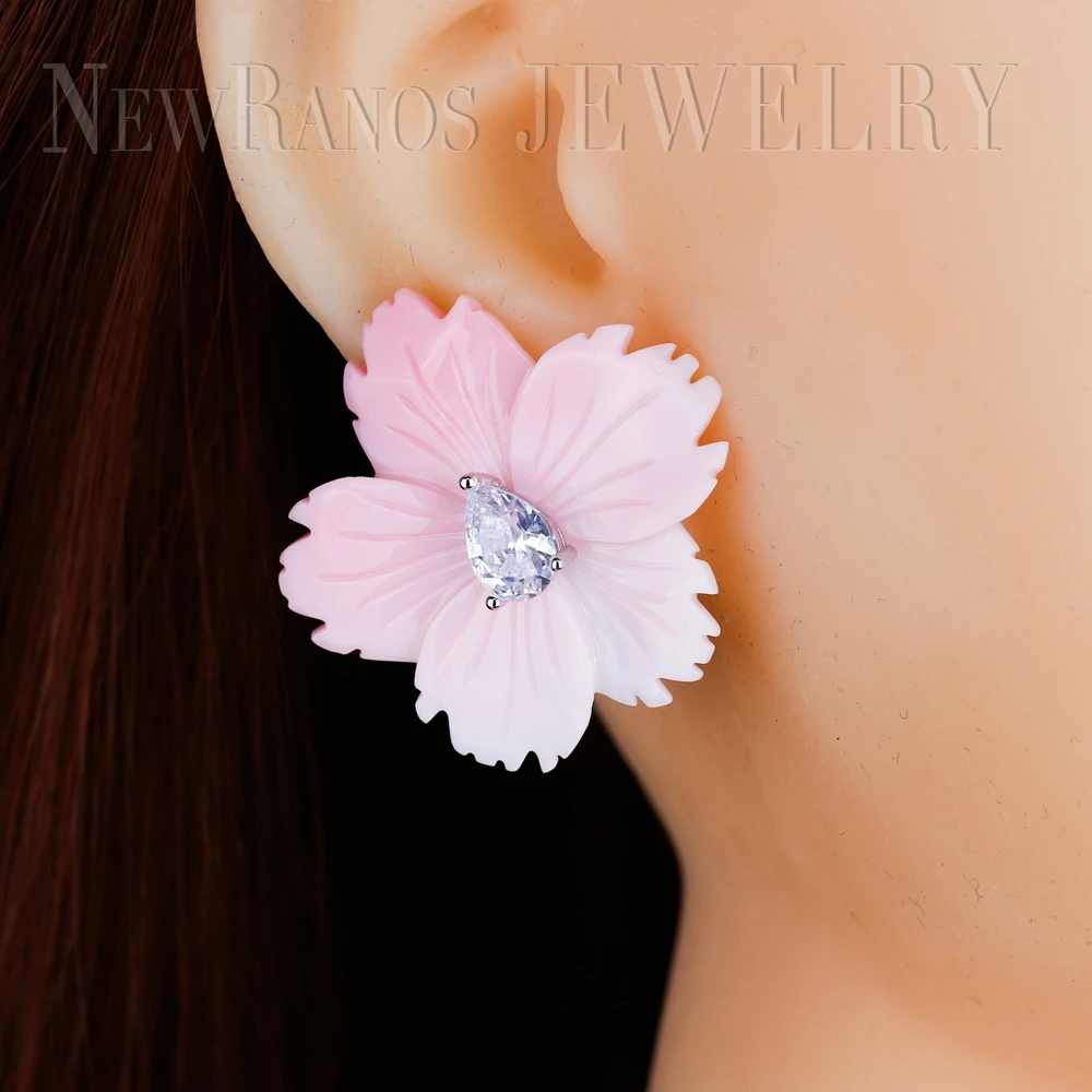 Серьги гвоздики с цветком Newranos серьги натуральным жемчугом в стиле барокко