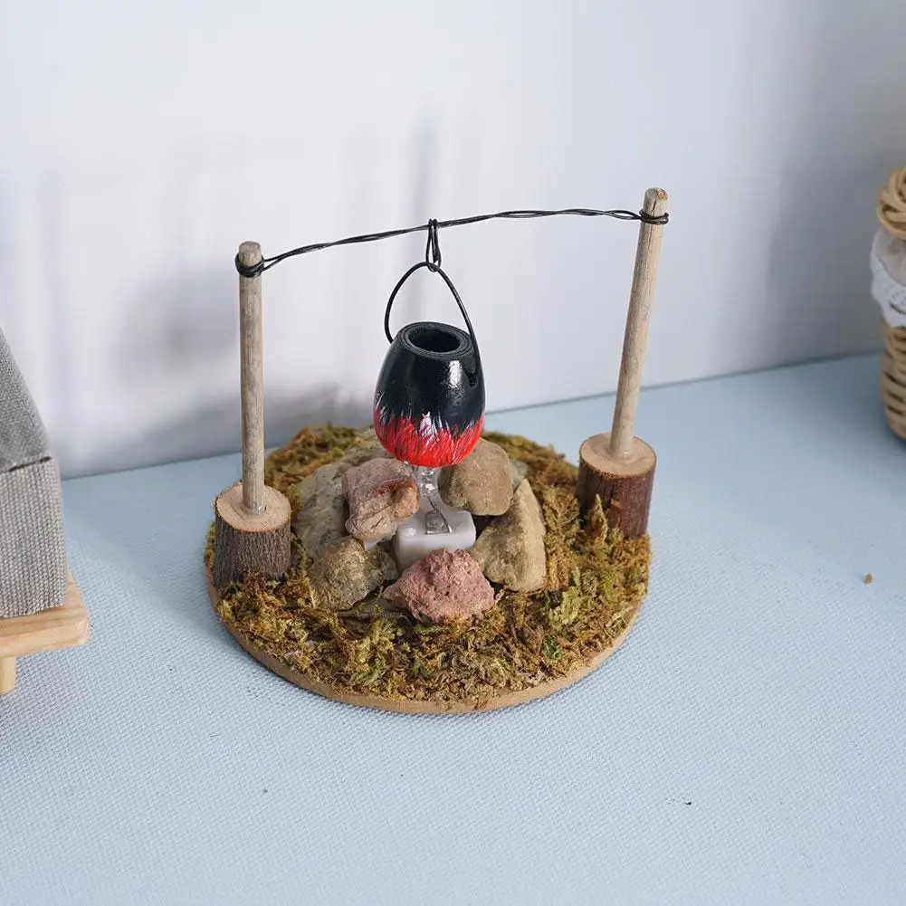 

2021New Dollhouse Miniature Garden Villa Accessories Hanging Furnace Outdoor Picnic Pastoral Style Model
