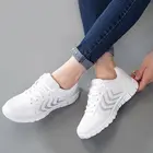 Кроссовки женские сетчатые, повседневная обувь на плоской подошве, дышащие легкие, белые, лето 2022