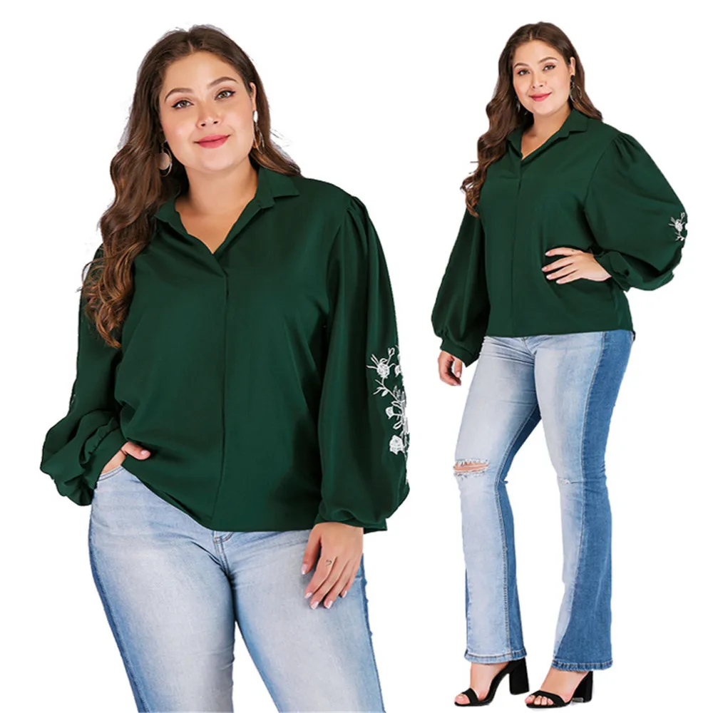 Женский топ с цветочной вышивкой и отложным воротником батальных