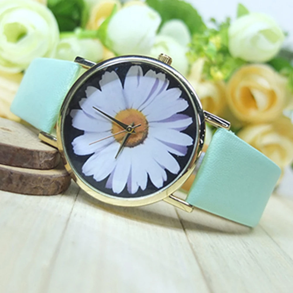 Часы женские кварцевые с кожаным ремешком модные маленькие винтажные простые