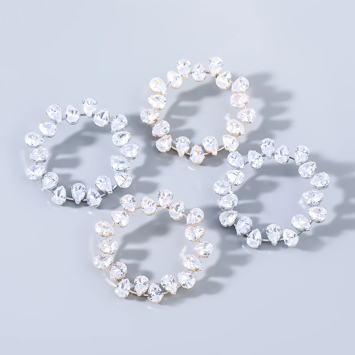 

Fashion Metal Zircon Round Geometric Earrings Women's Popular Exaggerated Dangle Earrings Party Accessories