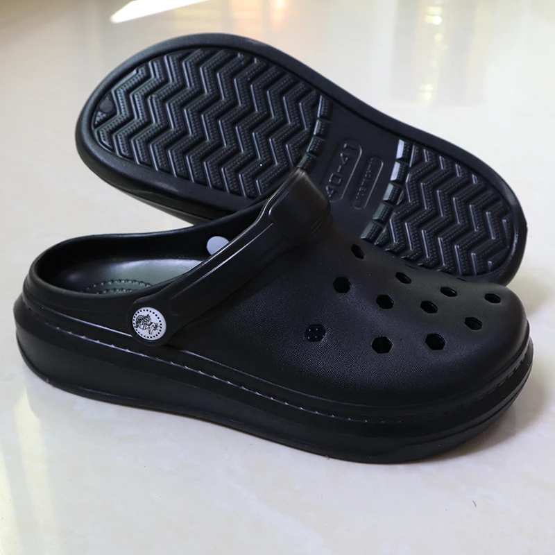 

Summer Men Sandals Beach Slippers Unisex Men Shoes Aqua Breathable Hollow Out Garden Slippers Foam Runners Water Shoes Outdoor