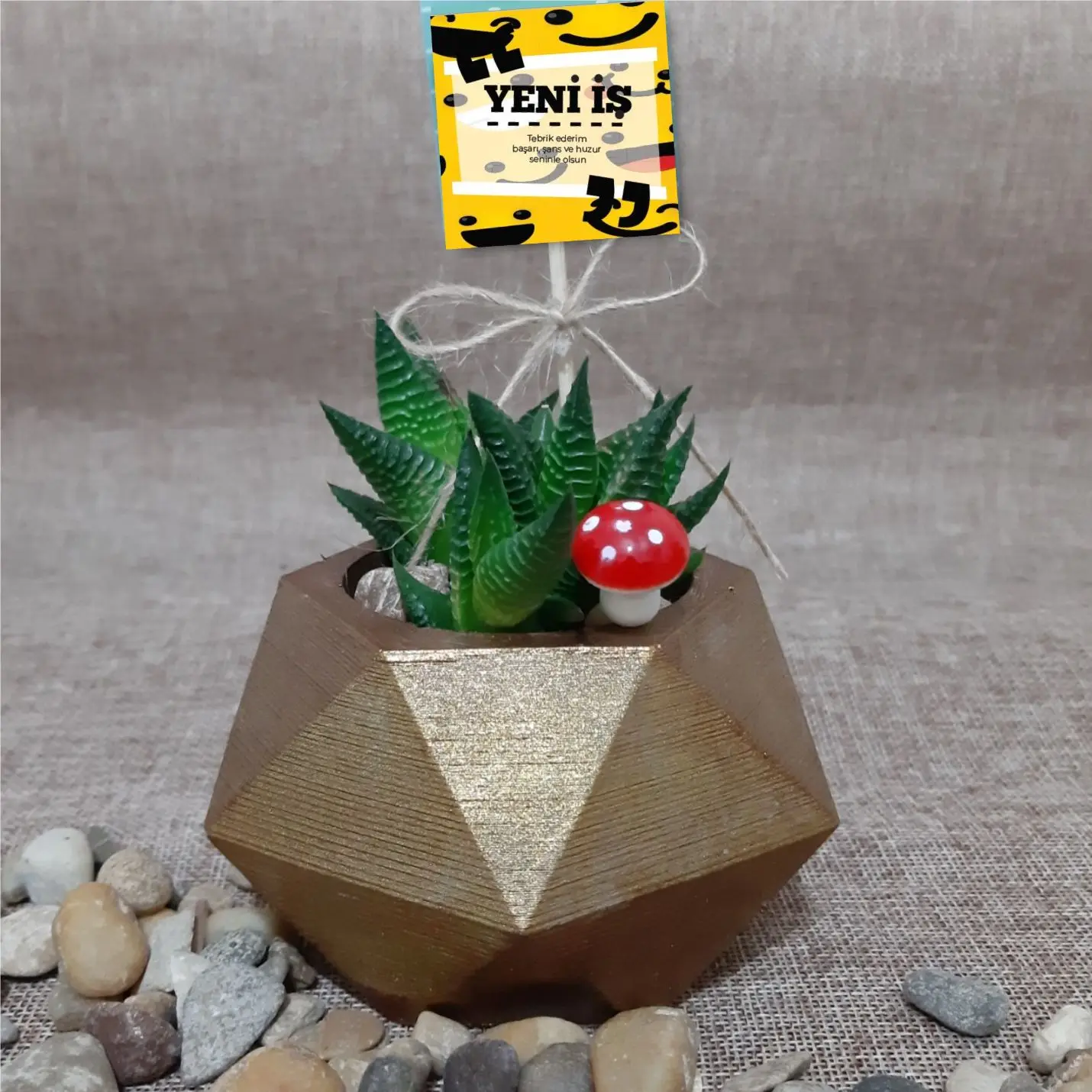 

New Business Gift Concrete Pot-Gold-1