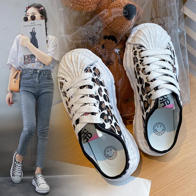 

Small white shoes women's fashion 2021 summer new thick bottom breathable half pallet shoes women's casual Korean version