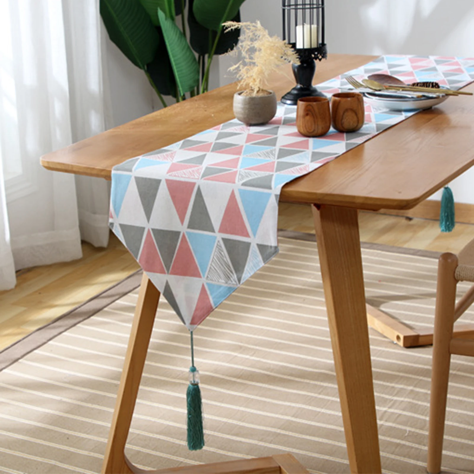 

Fashion Cotton Table Runner Multicolor Triangle Pattern Home Party Tassel Rectangular Table Covers Decoration 33x80cm-33x240cm